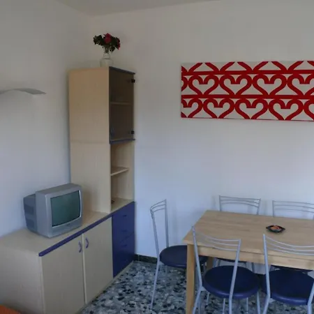 Family-friendly In For Five Guests Apartment *